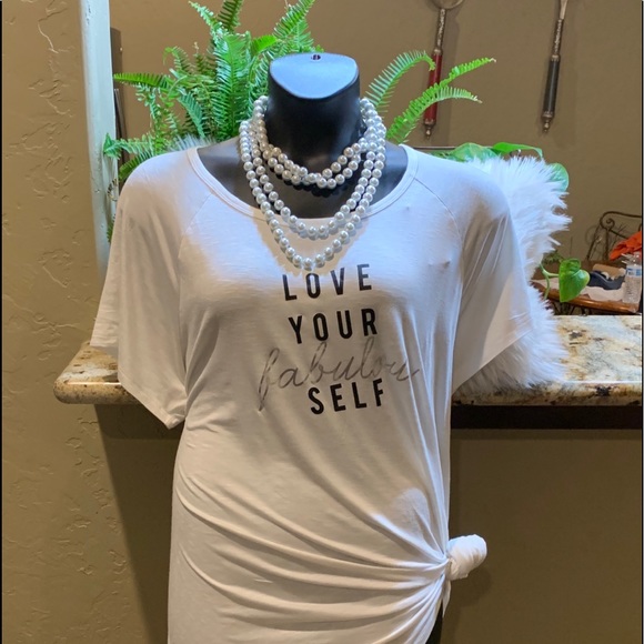 Lane Bryant Tops - NWT Lane Bryant LIVI Tee💙